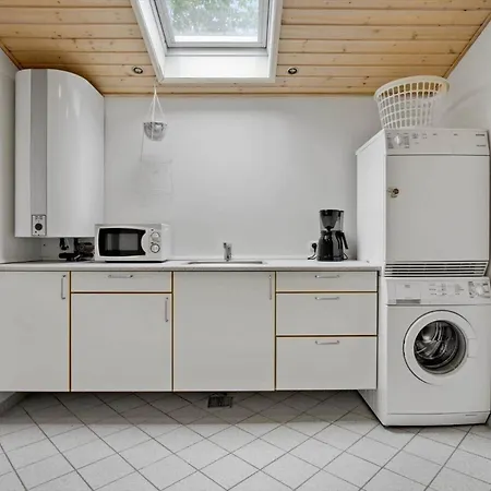 Holiday home Fy100-asperup-bogevangsvej-4 *